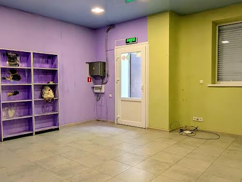 коммерческая по адресу Виктора Френчка ул., 3