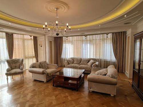 квартира за адресою Коніського, 44