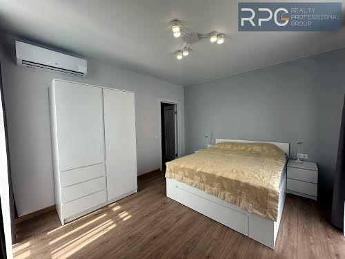 квартира за адресою Микільсько-Слобідська вул., 8