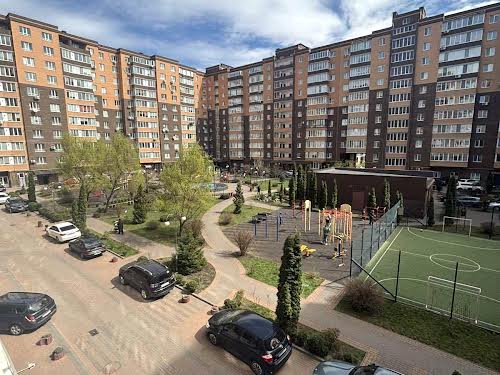 квартира за адресою Зарічанська вул., 11е