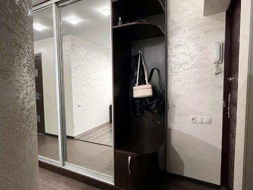 квартира за адресою Олексія Вадатурського вул. (Маршала Малиновського), 9