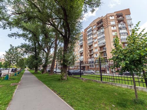 квартира за адресою Метрологічна вул., 21-Б
