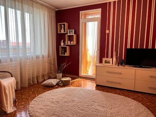 квартира за адресою Перемоги просп., 75