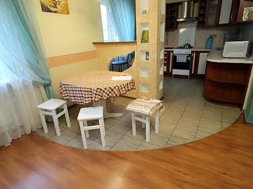 будинок за адресою Китобійна вул., 60