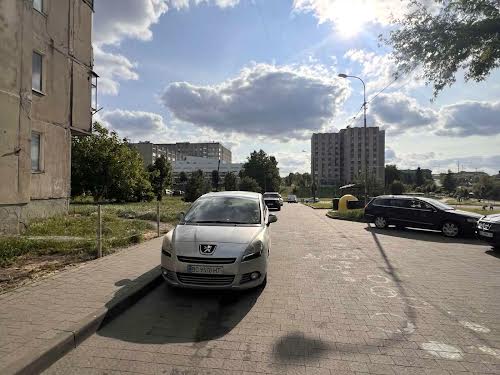 квартира по адресу Миколайчука ул., 16