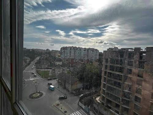 квартира за адресою Княгинин вул., 44