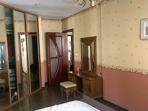 квартира по адресу Миколы Бажана просп., 12