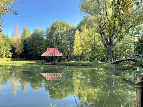 участок по адресу с. Здоровка, Лужайка