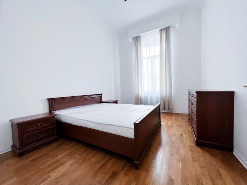 квартира по адресу Богдана Хмельницкого ул., 33