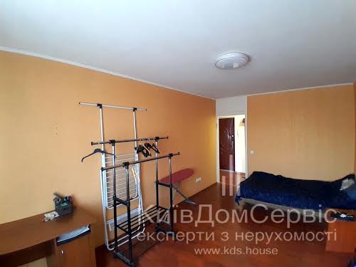 квартира за адресою Академіка Глушкова просп., 18