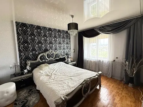 квартира за адресою Авраама Лінкольна вул., 53