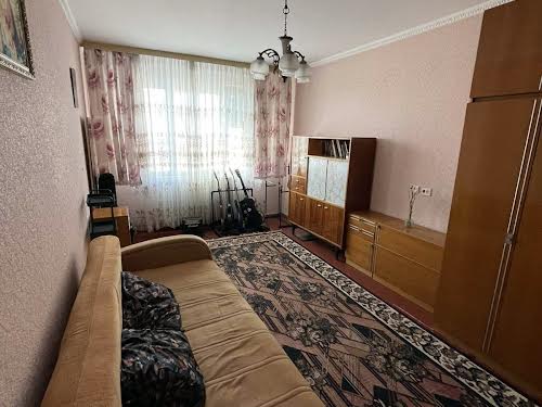 квартира за адресою Максима Залізняка вул., 20