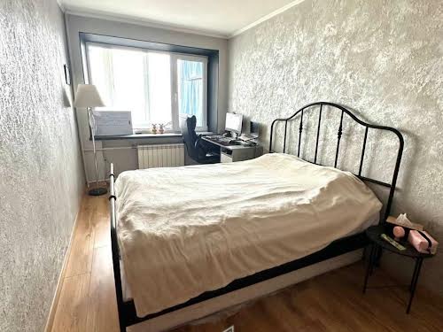 квартира за адресою Будівельників вул., 27А