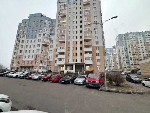 квартира за адресою Сергія Данченка вул., 34а