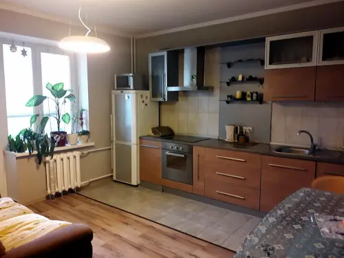 квартира за адресою Академіка Булаховського вул., 5б