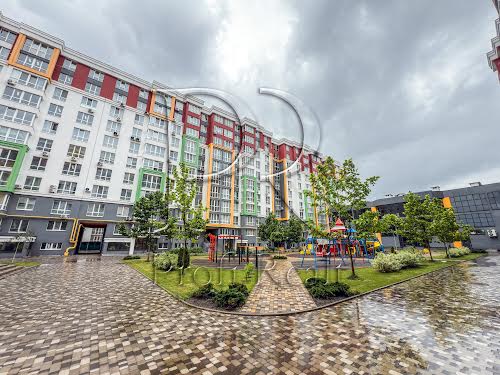 квартира за адресою Машинобудівників вул., 16