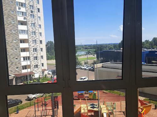 квартира по адресу Ревуцкого ул., 54-Б