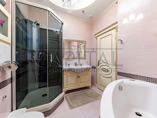 квартира за адресою Старонаводницька вул., 6-Б