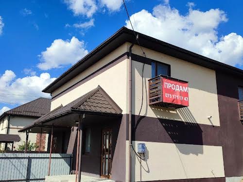 дом по адресу с. Агрономичное, провулок Срібний, 4