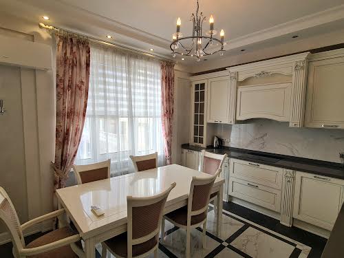 квартира за адресою Коніського, 44