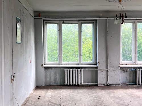 коммерческая по адресу Заводская ул., 10