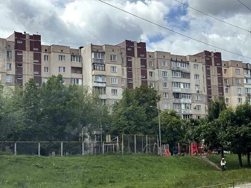 квартира за адресою Європейського Союзу просп. (Правди), 33