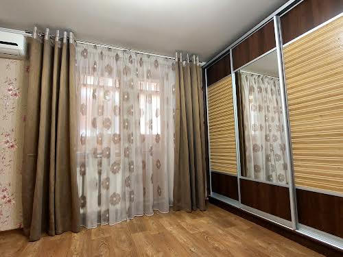 квартира за адресою Садовая, 9