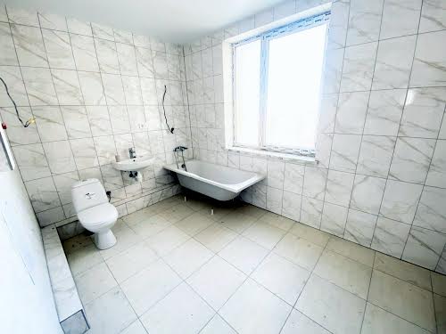 квартира по адресу Віктора Йови ул., 1
