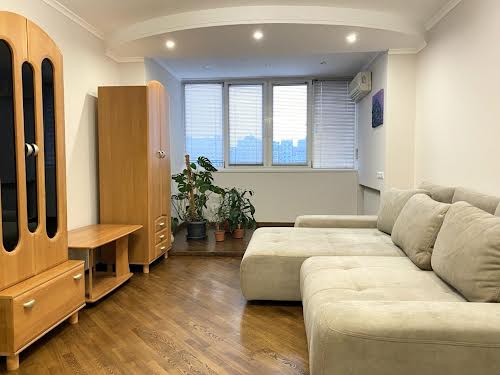 квартира за адресою Петра Григоренка просп., 36