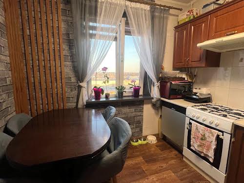 квартира за адресою Незалежності бульв. (50 років Жовтня), 10Б