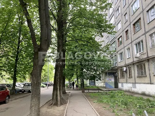 квартира за адресою Леся Курбаса просп., 18