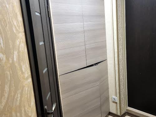 квартира за адресою Ірпінська вул. (Абхазька), 4