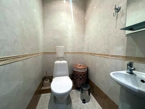 квартира за адресою Чорновола, 11А