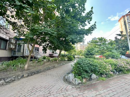квартира за адресою Урлівська вул., 20