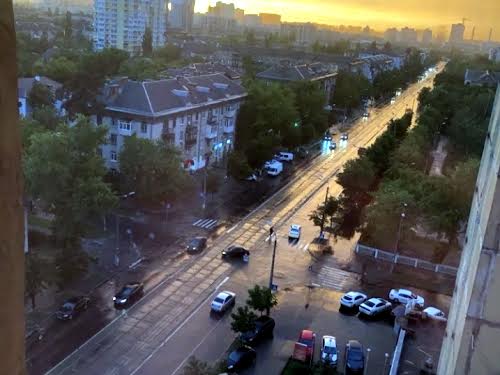 квартира за адресою Ялтинська вул., 15