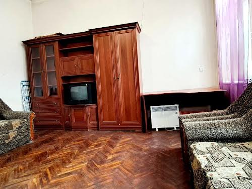 квартира за адресою Під Дубом вул. (Космонавтів), 14