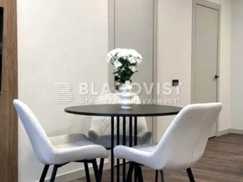 квартира за адресою Олександра Олеся вул., 7