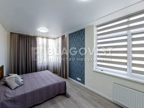 квартира за адресою Сім'ї Кульженків вул. (Петра Дегтяренка), 31-А