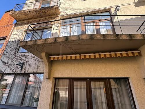 дом по адресу Бернардацци ул. (Красных Зорь), 5