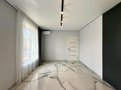 квартира по адресу Степана Бандеры ул., 77