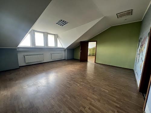 комерційна за адресою Зелена вул., 131