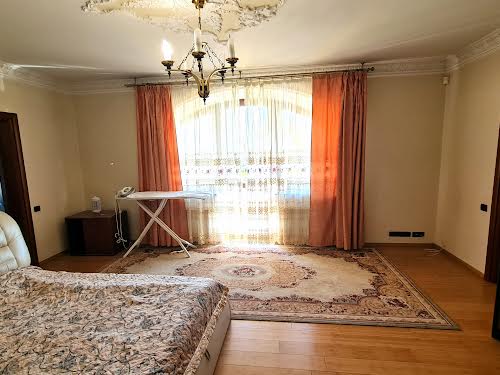 коммерческая по адресу Стрыйская ул., 250