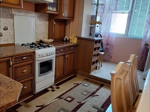 квартира за адресою Івана Миколайчука вул., 12
