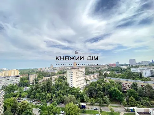 квартира за адресою Михайла Максимовича вул. (Онуфрія Трутенка), 3-Д