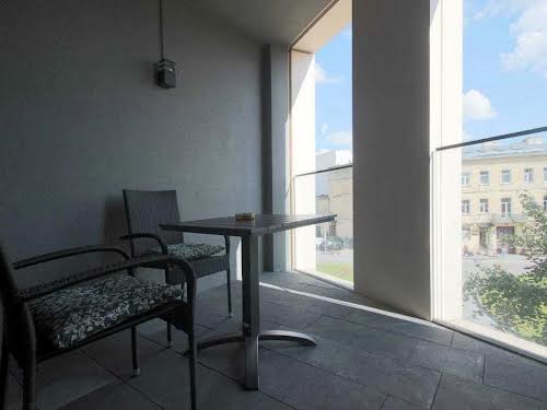 квартира за адресою Під Дубом вул. (Космонавтів), 7