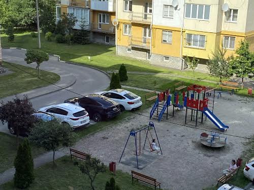 квартира за адресою Джорджа Вашингтона вул. (Батальна), 4