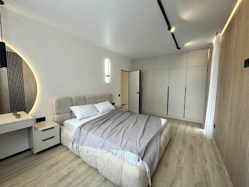 квартира за адресою Топольна вул., 4г