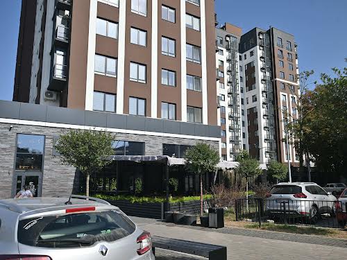 квартира за адресою Театральна вул., 3