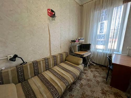 квартира за адресою Чернишевська вул., 96