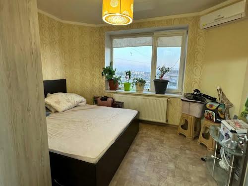 квартира за адресою Старицького вул., 20/3